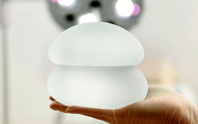 جراحة تکبير الثدي